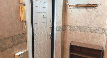 Купить квартиру 2-х комнатную, 42.4 кв. м. Фотография №1 Продам квартиру 2-х комнатную с общей площадью 42.4м2, 4/5 эт., на улице Деловая, Ленинский район, г. Саратов, Саратовская обл., Россия, агентство АН Империя. Фотография №1