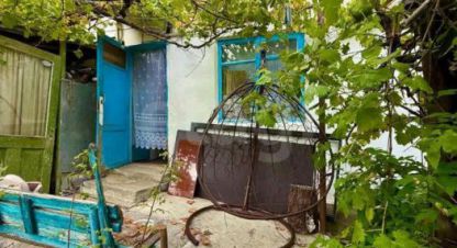 Купить квартиру 2-х комнатную, 45.8 кв. м. Фотография №1 Продам квартиру 2-х комнатную с общей площадью 45.8м2, 1/1 эт., на улице Массандровская ул, г. Ялта , Крым авт. респ., Россия, агентство Оператор недвижимости Статус82. Фотография №1