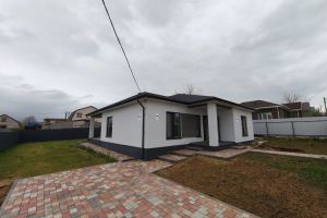Продам дом 4-х комнатный с общей площадью 110.2м2, на улице Снт луч, г. Ище рп, Волгоградская обл., Россия, агентство Агентство недвижимости "Партнёр"