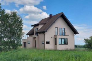 Продам дом 4-х комнатный с общей площадью 175м2, г. Гаразджа, Волынская обл., Украина, агентство Aspo.biz