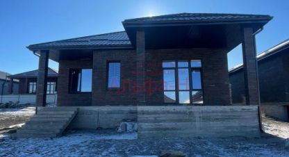 Продам дом 4-х комнатный с общей площадью 120м2, на улице Бригадная, г. Станица ессентукская, Ставропольский край, Россия, агентство Альфа-Н. Фотография №1