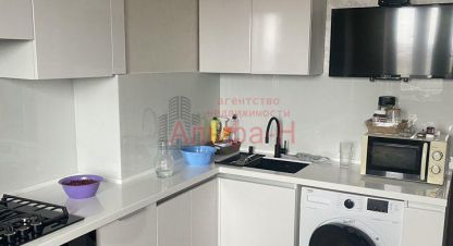 Купить квартиру 2-х комнатную, 56 кв. м. Фотография №1 Продам квартиру 2-х комнатную с общей площадью 56м2, 8/8 эт., на улице Иглина, г. Ессентуки, Ставропольский край, Россия, агентство Альфа-Н. Фотография №1