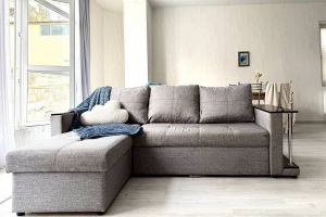 Продам квартиру с общей площадью 43м2, 1/5 эт., на улице Авроры ул, г. Восход пгт, Крым авт. респ., Россия, агентство Оператор недвижимости Статус82