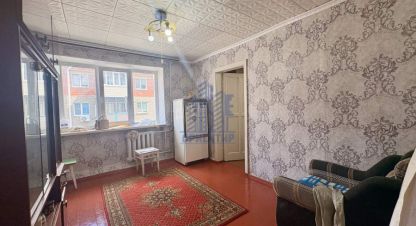 Купить квартиру 3-х комнатную, 39.8 кв. м. Фотография №1 Продам квартиру 3-х комнатную с общей площадью 39.8м2, 3/4 эт., на улице Калинина, г. Чебоксары, Чувашия респ., Россия, агентство Агентство недвижимости Ориентир. Фотография №1
