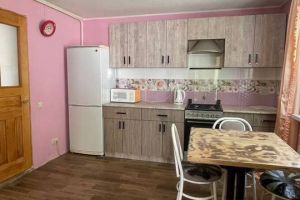 Продам квартиру 1 комнатную с общей площадью 37м2, 1/1 эт., на улице Лермонтова, г. Пятигорск, Ставропольский край, Россия, агентство АН Черника