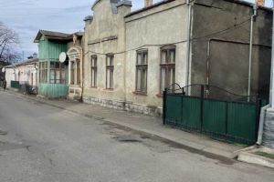 Продам квартиру 3-х комнатную с общей площадью 95м2, 1/1 эт., на улице Тараса шевченка, г. Вижница , Черновицкая обл., Украина, агентство Aspo.biz Продам квартиру 3-х комнатную с общей площадью 95м2, 1/1 эт., на улице Тараса шевченка, г. Вижница , Черновицкая обл., Украина, агентство Aspo.biz
