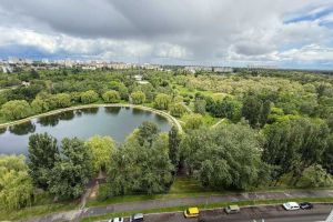 Продам квартиру 2-х комнатную с общей площадью 103м2, 16/18 эт., на улице Грушевського, г. Бровары , Киевская обл., Украина, агентство Aspo.biz