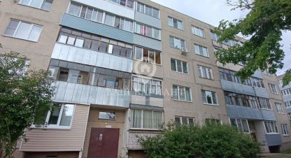 Сдам квартиру 2-х комнатную с общей площадью 48м2, 2/5 эт., на улице Ворошилова, г. Рыбинск, Ярославская обл., Россия, агентство Ваш Вариант. Фотография №1