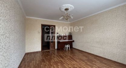 Купить квартиру 3-х комнатную, 63.5 кв. м. Фотография №1 Продам квартиру 3-х комнатную с общей площадью 63.5м2, 5/9 эт., на улице Идарова ул, г. Нальчик, Кабардино-Балкария респ., Россия, агентство Самолет Плюс Нальчик. Фотография №1