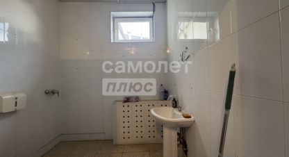 Купить офисное помещение, 270 кв. м., Россия, г. Нальчик. Фотография №10