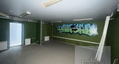 Купить офисное помещение, 47 кв. м. Фотография №1 Продам офисное помещение с общей площадью 47м2, на улице Писарева, г. Магнитогорск, Челябинская обл., Россия, агентство РиоЛюкс. Фотография №1