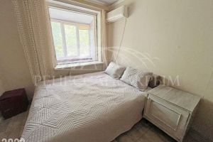 Продам квартиру 1 комнатную с общей площадью 40м2, 2/5 эт., на улице Генерала Острякова, г. Севастополь, Крым авт. респ., Россия, агентство ООО Ренессанс Крым Продам квартиру 1 комнатную с общей площадью 40м2, 2/5 эт., на улице Генерала Острякова, г. Севастополь, Крым авт. респ., Россия, агентство ООО Ренессанс Крым