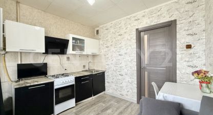 Купить квартиру 1 комнатную, 36 кв. м., Россия, г. Чебоксары. Фотография №10