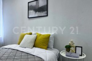 Продам квартиру 2-х комнатную с общей площадью 68.8м2, 1/3 эт., на улице Гагаринская, г. Санкт-Петербург, Санкт-Петербург, Россия, агентство CENTURY 21 Россия