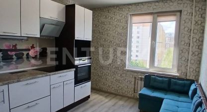 Продам квартиру 2-х комнатную с общей площадью 58.4м2, 5/10 эт., на улице 1-й мкр, г. Имени свердловап, Ленинградская обл., Россия, агентство CENTURY 21 Россия. Фотография №1