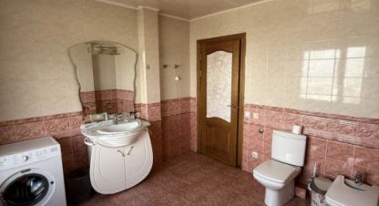 Купить квартиру 4-х комнатную, 155 кв. м. Фотография №9 Купить квартиру 4-х комнатную, 155 кв. м., Россия, г. Виноградное пгт. Фотография №9