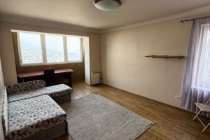Продам квартиру 4-х комнатную с общей площадью 155м2, 9/9 эт., на улице Южнобережное, г. Виноградное пгт, Крым авт. респ., Россия, агентство Оператор недвижимости Статус82