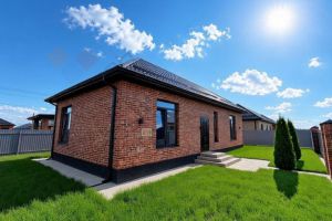Продам дом 3-х комнатный с общей площадью 90м2, на улице Азовская ул, г. Южный, Краснодарский край, Россия, агентство Мореон Инвест