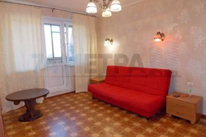Продам квартиру 2-х комнатную с общей площадью 44м2, 3/5 эт., на улице Володарского ул, Центральный район район, г. Челябинск, Челябинская обл., Россия, агентство 74 метра