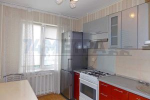 Сдам квартиру 3-х комнатную с общей площадью 65м2, 3/5 эт., на улице Шагольская квартал 1 ул, Курчатовский район район, г. Челябинск, Челябинская обл., Россия, агентство 74 метра