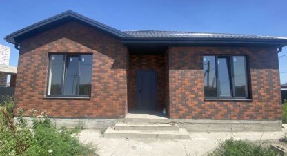 Продам дом 3-х комнатный с общей площадью 110м2, на улице Красная ул, г. Южный, Краснодарский край, Россия, агентство Аурус-Риэлт. Фотография №1
