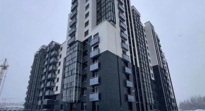 Купить квартиру 2-х комнатную, 77.5 кв. м. Фотография №1 Продам квартиру 2-х комнатную с общей площадью 77.5м2, 7/12 эт., на улице Большая окружная 3-я, Ленинградский район, г. Калининград, Калининградская обл., Россия, агентство Home Invest. Фотография №1