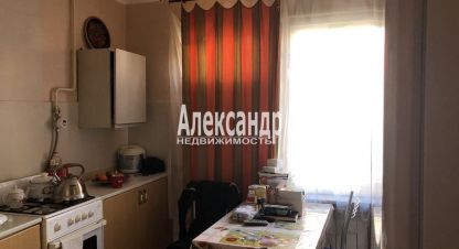 Купить 3-х комнатную квартиру на улице Инструментальщиков г. Сестрорецк. Фотография №4