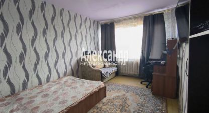 Купить квартиру 3-х комнатную, 61.1 кв. м. Фотография №1 Продам квартиру 3-х комнатную с общей площадью 61.1м2, 4/9 эт., на улице Гатчинская, Гатчинский район, г. Коммунар, Ленинградская обл., Россия, агентство Александр-Недвижимость. Фотография №1