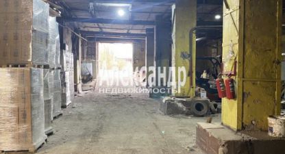 Снять производственно-складское помещение, 294 кв. м. Фотография №1 Сдам производственно-складское помещение с общей площадью 294м2, на улице Антропшинская, Гатчинский район, г. Коммунар, Ленинградская обл., Россия, агентство Александр-Недвижимость. Фотография №1