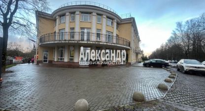 Купить торговое помещение на улице Фабричная г. Петергоф. Фотография №4 Купить торговое помещение на улице Фабричная г. Петергоф. Фотография №4