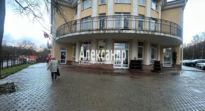 Купить торговое помещение в г. Петергоф. Фотография №3 Купить торговое помещение в г. Петергоф. Фотография №3