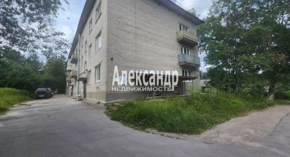 Купить квартиру 2-х комнатную, 44.2 кв. м. Фотография №1 Продам квартиру 2-х комнатную с общей площадью 44.2м2, 1/3 эт., на улице Приозерское шоссе, Приозерский район, г. Ской посёлок кузнечное, Ленинградская обл., Россия, агентство Александр-Недвижимость. Фотография №1
