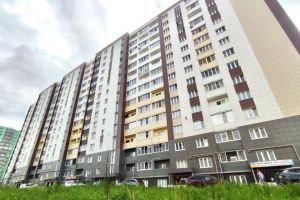 Продам квартиру 1 комнатную с общей площадью 43.3м2, 1/14 эт., на улице Гусева, г. Тверь, Тверская обл., Россия, агентство Флэт Сити