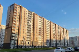 Продам квартиру 1 комнатную с общей площадью 43.3м2, 10/14 эт., на улице Гусева, г. Тверь, Тверская обл., Россия, агентство Флэт Сити