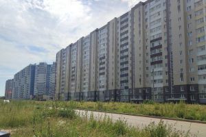 Продам квартиру 2-х комнатную с общей площадью 66.5м2, 1/14 эт., на улице Гусева, г. Тверь, Тверская обл., Россия, агентство Флэт Сити