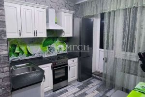 Продам квартиру 1 комнатную с общей площадью 31.8м2, 15/25 эт., на улице Новое шоссе, г. Посёлокского типа дрожжино, Московская обл., Россия, агентство МГСН - Московская городская служба недвижимости