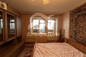 Сдам квартиру 4-х комнатную с общей площадью 75м2, 6/9 эт., на улице Новороссийская, Ленинский район район, г. Челябинск, Челябинская обл., Россия, агентство Центр недвижимости и Ипотеки "АльфаДом"