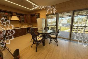 Продам дом 2-х комнатный с общей площадью 120м2, на улице Московская, г. Сафоново, Московская обл., Россия, агентство АН Загородный Мир 