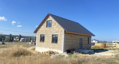 Продам дом 4-х комнатный с общей площадью 139.6м2, на улице Алексея куликова ул, г. Полюшко с, Крым авт. респ., Россия, агентство АН Домус. Фотография №1