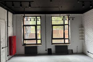 Продам квартиру 1 комнатную с общей площадью 42.9м2, 1/4 эт., на улице Лётная ул  99 строение, г. Москва, Москва, Россия, агентство CENTURY 21 Россия