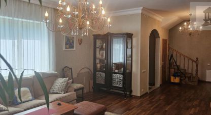 Продам дом 4-х комнатный с общей площадью 187.9м2, на улице Красносельская, Центральный район, г. Калининград, Калининградская обл., Россия, агентство ООО Базис-Недвижимость. Фотография №1