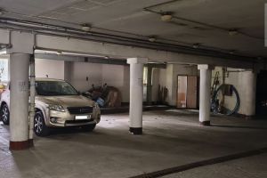 Продам гараж/паркинг с общей площадью 17м2, на улице Стрелковая ул, Ленинградский район, г. Калининград, Калининградская обл., Россия, агентство ООО "Базис-Недвижимость"