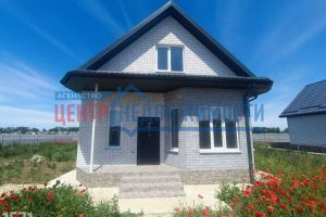 Продам дом 3-х комнатный с общей площадью 110м2, на улице Розы люксембург, г. Темрюк, Краснодарский край, Россия, агентство Центр-Недвижимости