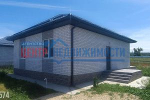Продам дом 3-х комнатный с общей площадью 70м2, на улице Розы люксембург, г. Темрюк, Краснодарский край, Россия, агентство Центр-Недвижимости Продам дом 3-х комнатный с общей площадью 70м2, на улице Розы люксембург, г. Темрюк, Краснодарский край, Россия, агентство Центр-Недвижимости
