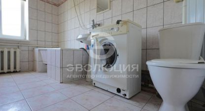 Купить офисное помещение, 1126 кв. м. Фотография №1 Продам офисное помещение с общей площадью 1126м2, на улице 8 марта ул, г. Ставрополь, Ставропольский край, Россия, агентство Агентство Недвижимости Эволюция. Фотография №1