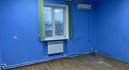 Снять офисное помещение, 102 кв. м. Фотография №1 Сдам офисное помещение с общей площадью 102м2, на улице Севастопольская, Дзержинский район, г. Волгоград, Волгоградская обл., Россия, агентство Живем Дома. Фотография №1