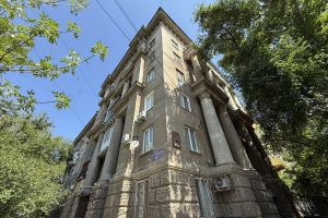 Сдам офисное помещение с общей площадью 57.8м2, на улице Им  гагарина, Центральный район, г. Волгоград, Волгоградская обл., Россия, агентство Живем Дома