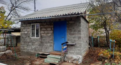 Купить коттедж/дачу 2-х комнатную, 30 кв. м. Фотография №1 Продам коттедж/дачу 2-х комнатную с общей площадью 30м2, на улице 1-я, г. Волжский, Волгоградская обл., Россия, агентство Живем Дома. Фотография №1