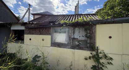 Купить коттедж/дачу 2-х комнатную, 24.2 кв. м. Фотография №1 Продам коттедж/дачу 2-х комнатную с общей площадью 24.2м2, г. Волгоград, Волгоградская обл., Россия, агентство Живем Дома. Фотография №1