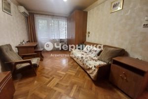 Продам квартиру 1 комнатную с общей площадью 31м2, 3/5 эт., на улице Прочная, Советский район, г. Ростов-на-Дону, Ростовская обл., Россия, агентство АН Черника